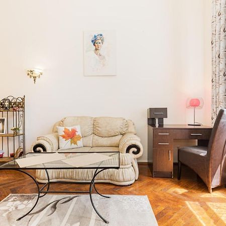 Hera Apartment - Old Town ブラショフ エクステリア 写真