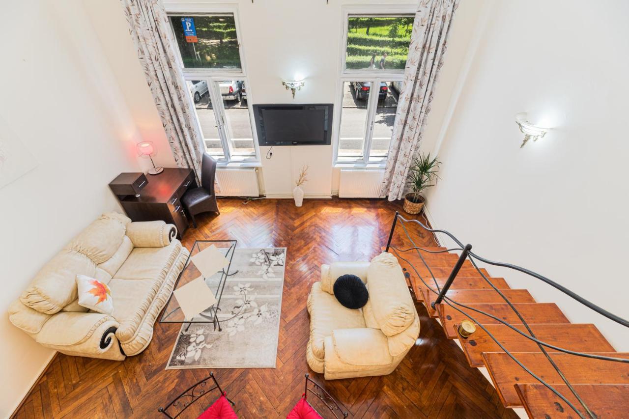 Hera Apartment - Old Town ブラショフ エクステリア 写真